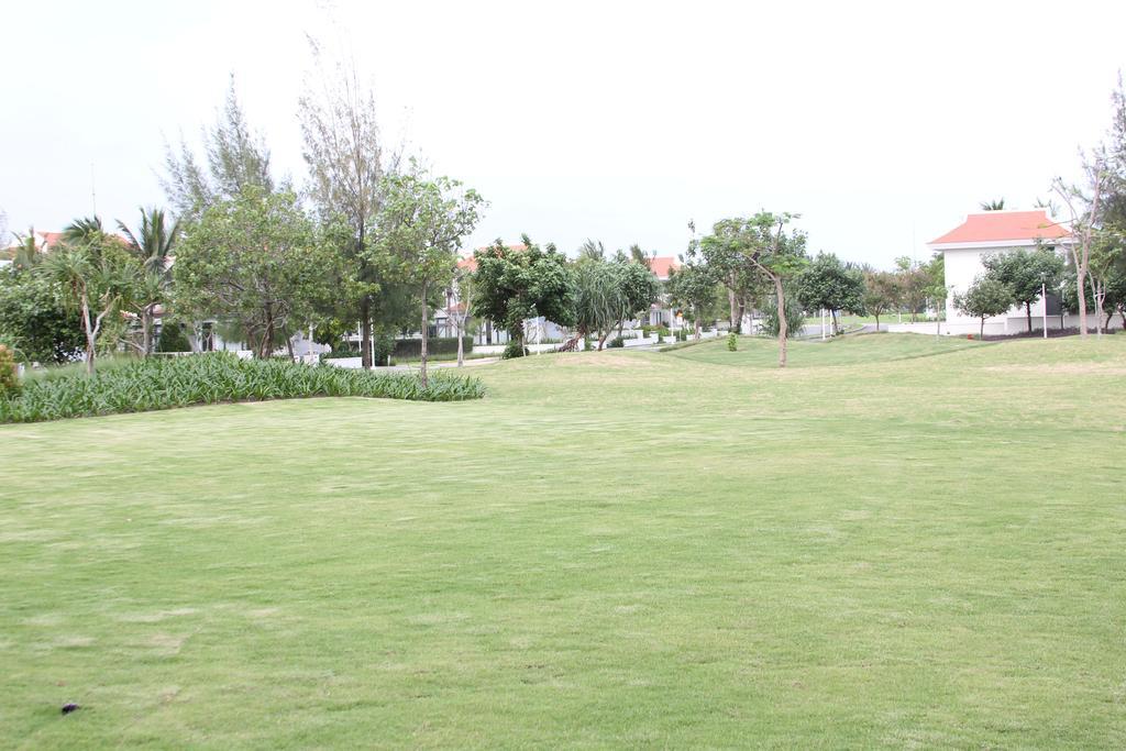 Ocean Apartment With Garden Da Nang Esterno foto